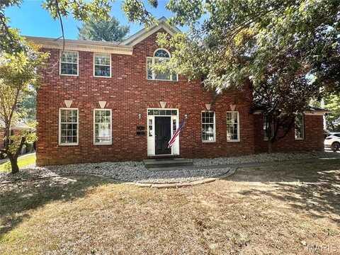 12 Pebble Hill Drive, Belleville, IL 62223