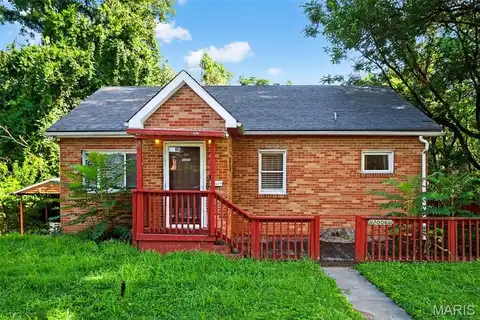 2006 Agnes Street, Alton, IL 62002