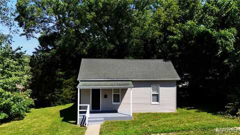 821 N 3rd Street, De Soto, MO 63020