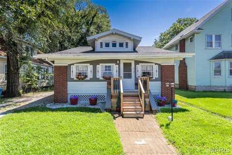 414 E Lorena Avenue, Wood River, IL 62095