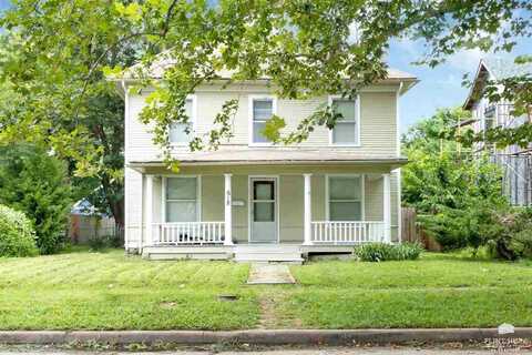 618 Moro Street, Manhattan, KS 66502