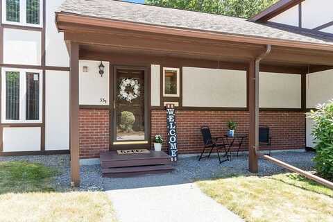 35 Chandler Dr, Atkinson, NH 03811