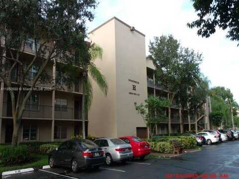 12850 SW 4th Ct, Pembroke Pines, FL 33027
