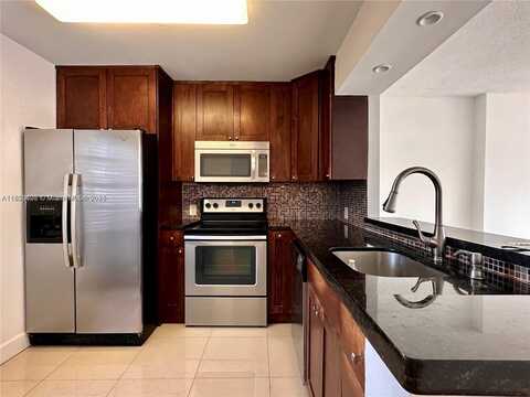 20500 W Country Club Dr, Aventura, FL 33180