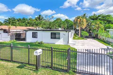 1490 NE 147th St, Miami, FL 33161