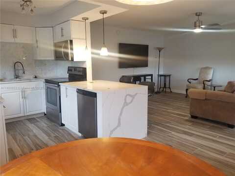 48 Brittany, Delray Beach, FL 33446