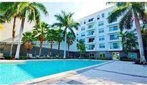 2421 NE 65th St, Fort Lauderdale, FL 33308