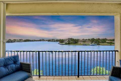 1101 S Riverside Dr, Pompano Beach, FL 33062
