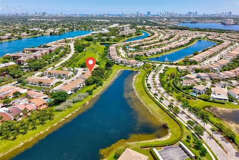 658 NE 195th St, Miami, FL 33179
