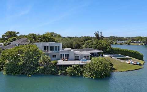 2070 NE 194th Ter, North Miami Beach, FL 33179