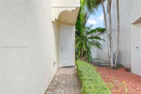3911 NE 13th Dr, Homestead, FL 33033
