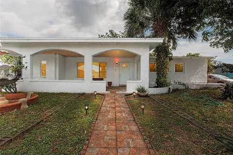 17915 NW 43rd Ct, Miami Gardens, FL 33055