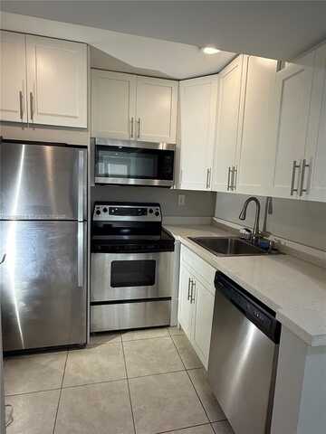 200 177th Dr, Sunny Isles Beach, FL 33160