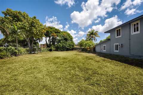 2177 NW 28th St, Miami, FL 33142