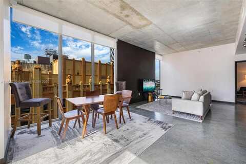 151 SE 1st St, Miami, FL 33131