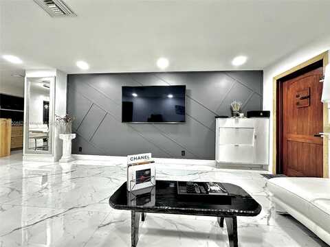 210 SE 3rd Pl, Dania Beach, FL 33004