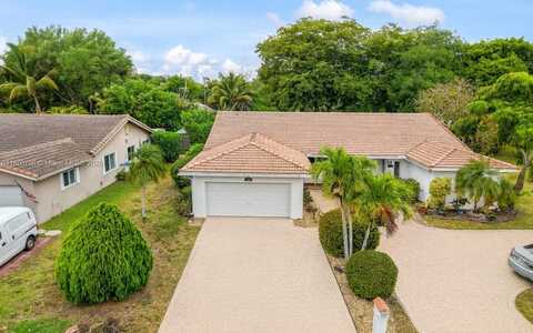 3820 Coral Springs Dr, Coral Springs, FL 33065