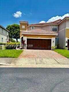 11543 NW 80th St, Doral, FL 33178