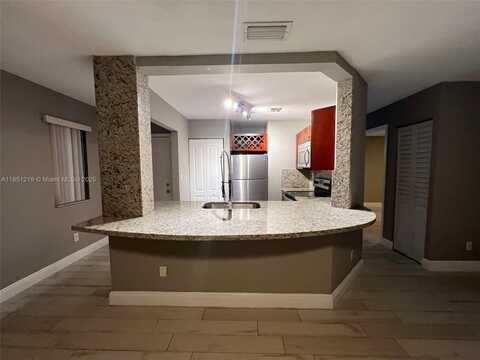 3421 NW 44th St, Oakland Park, FL 33309