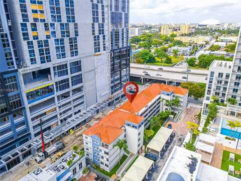 269 NW 7th St, Miami, FL 33136