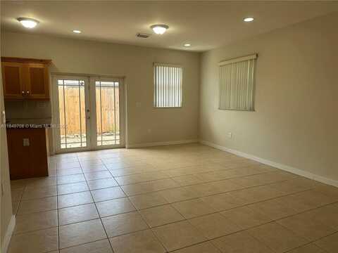 undefined, Hollywood, FL 33020