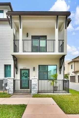 4700 NW 83rd Psge, Doral, FL 33166