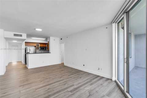 325 S Biscayne Blvd, Miami, FL 33131