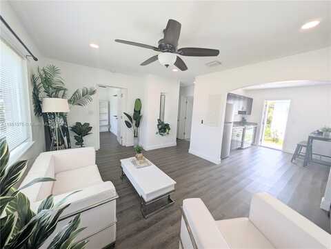 1108 N 19th Ave, Hollywood, FL 33020