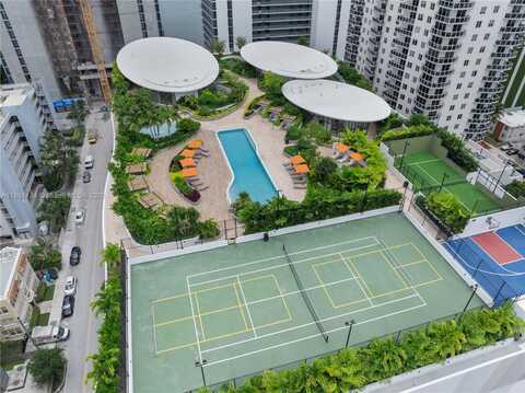 700 NE 24 ST, Miami, FL 33137