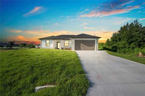 3723 6th ST SW, Lehigh Acres, FL 33976