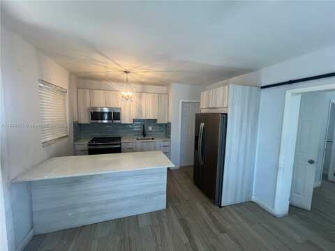 1450 Lenox Ave, Miami Beach, FL 33139