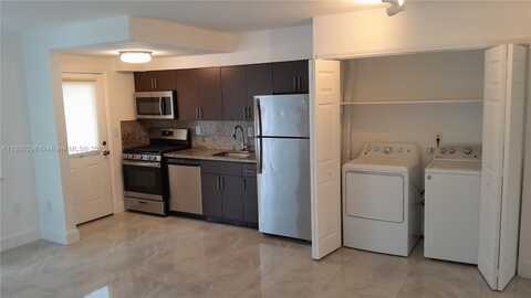 525 Meridian Ave, Miami Beach, FL 33139