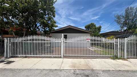 2931 NW 22nd Ct, Miami, FL 33142