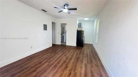 2931 NW 22nd Ct, Miami, FL 33142