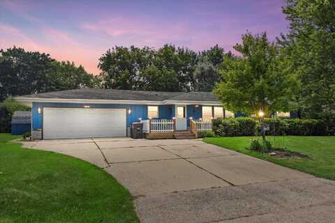 7013 W Armour Ave, Greenfield, WI 53220