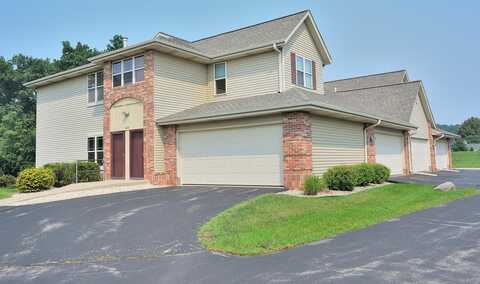 1014 E Woodview Ct, Slinger, WI 53086