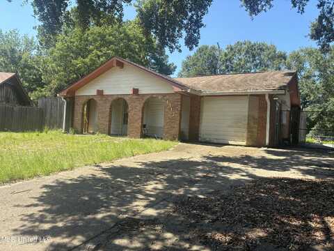 1317 Chalmette Avenue, Ocean Springs, MS 39564