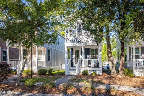 2207 Government Street, Ocean Springs, MS 39564