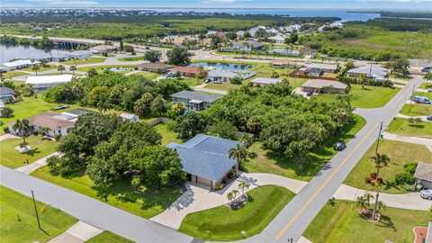 131 SPRING LAKE BOULEVARD NW, PORT CHARLOTTE, FL 33952