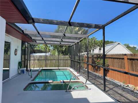 8303 LOPEZ DRIVE, TAMPA, FL 33615