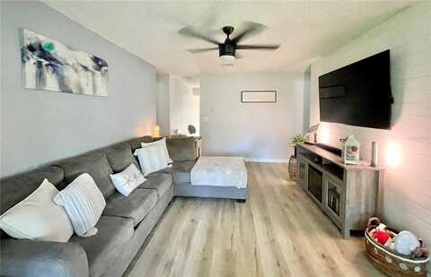 6 MASTERS COURT, PALM COAST, FL 32137