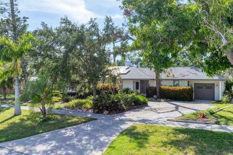 1116 MONTEZUMA DRIVE, BRADENTON, FL 34209