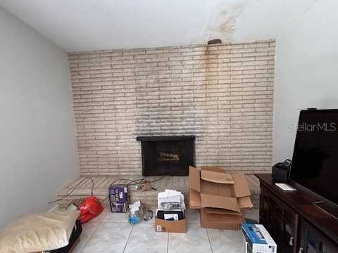 2464 DERBYSHIRE ROAD, MAITLAND, FL 32751