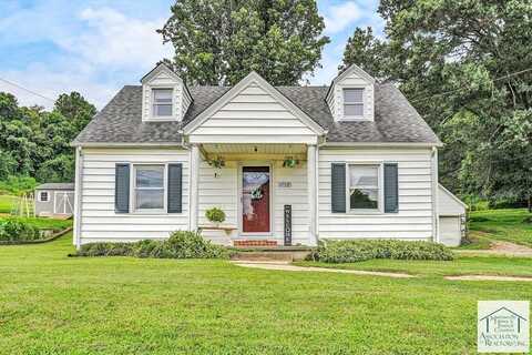 1759 Daniels Creek Rd, Collinsville, VA 24078