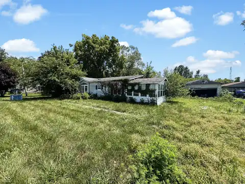 5789 W 300 N, Greenfield, IN 46140