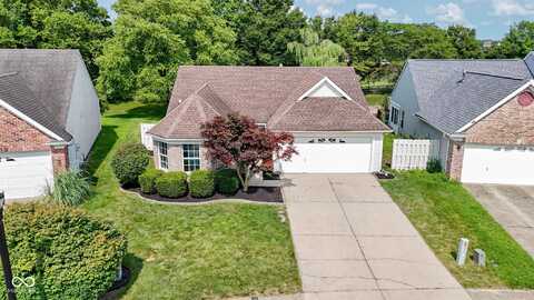 10880 Washington Bay Drive, Fishers, IN 46037