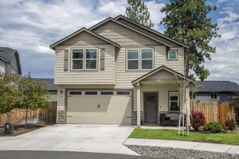 732 N Roundhouse Court, Sisters, OR 97759