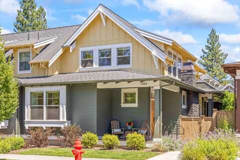 1650 NW Lewis Street, Bend, OR 97703