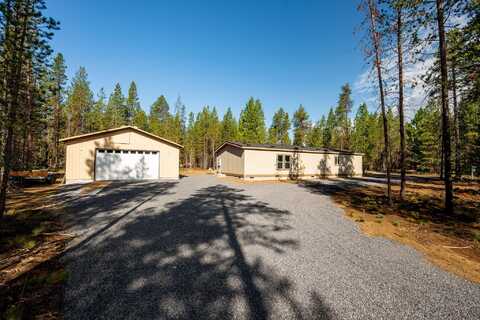 52267 Caribou Road, La Pine, OR 97739