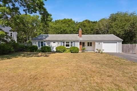 31 Monroe Ln, Yarmouth, MA 02673